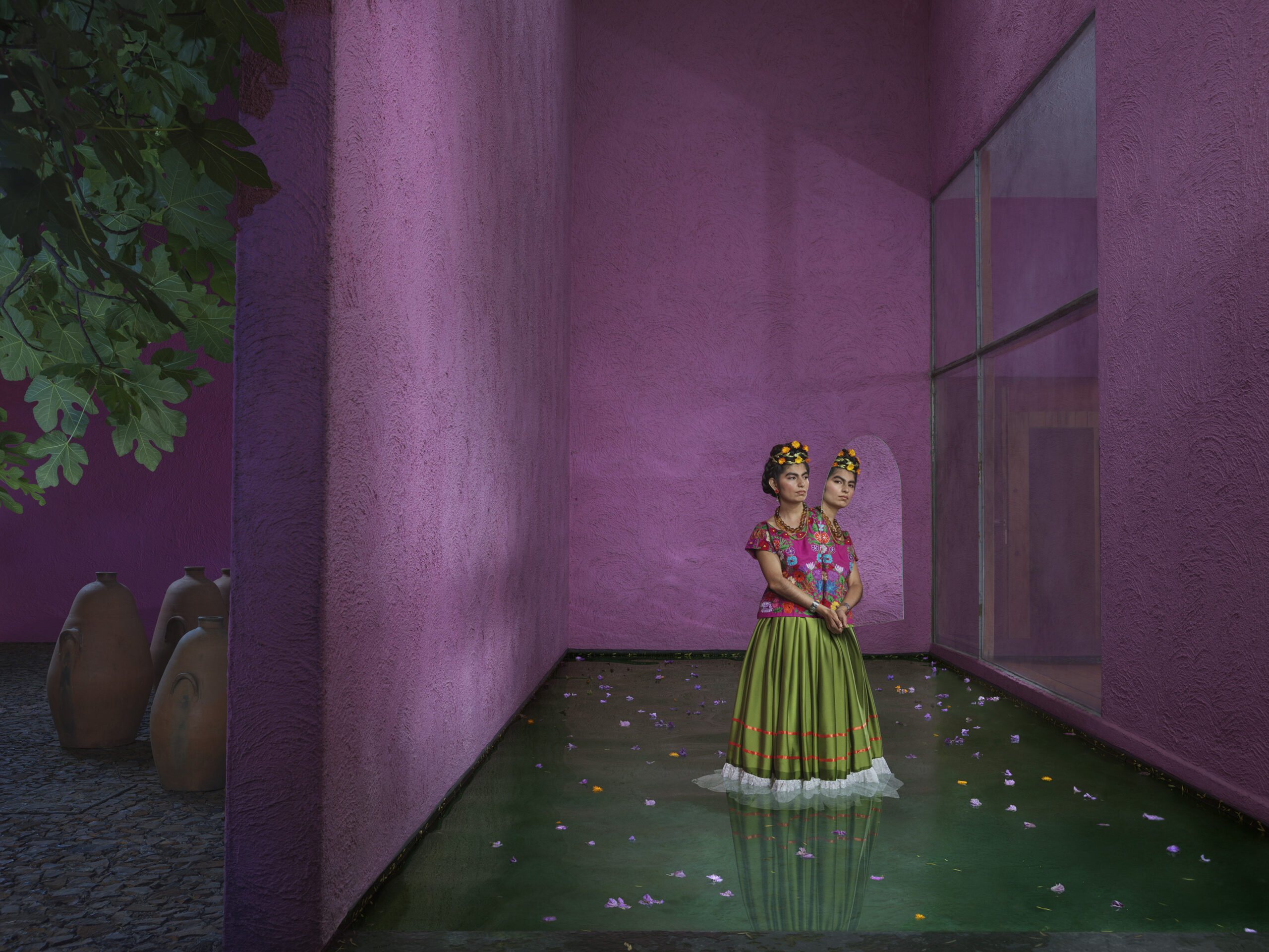 Frida - A Singular Vision of Beauty & Pain by Julia Fullerton-Batten maho * - Nowruz, the ancient heritage of Iran