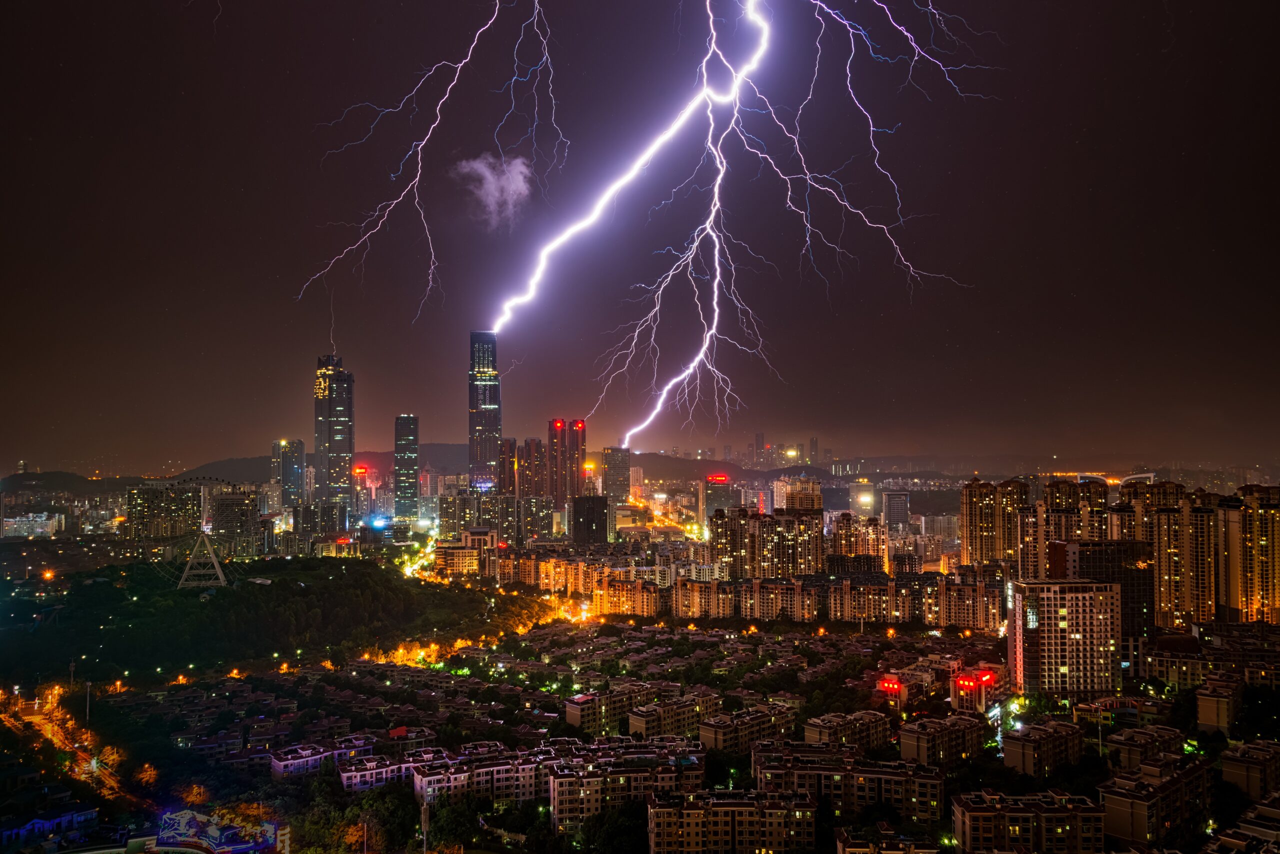 "Lightning across the sky" by Dingyuan Li maho * - Nowruz, the ancient heritage of Iran